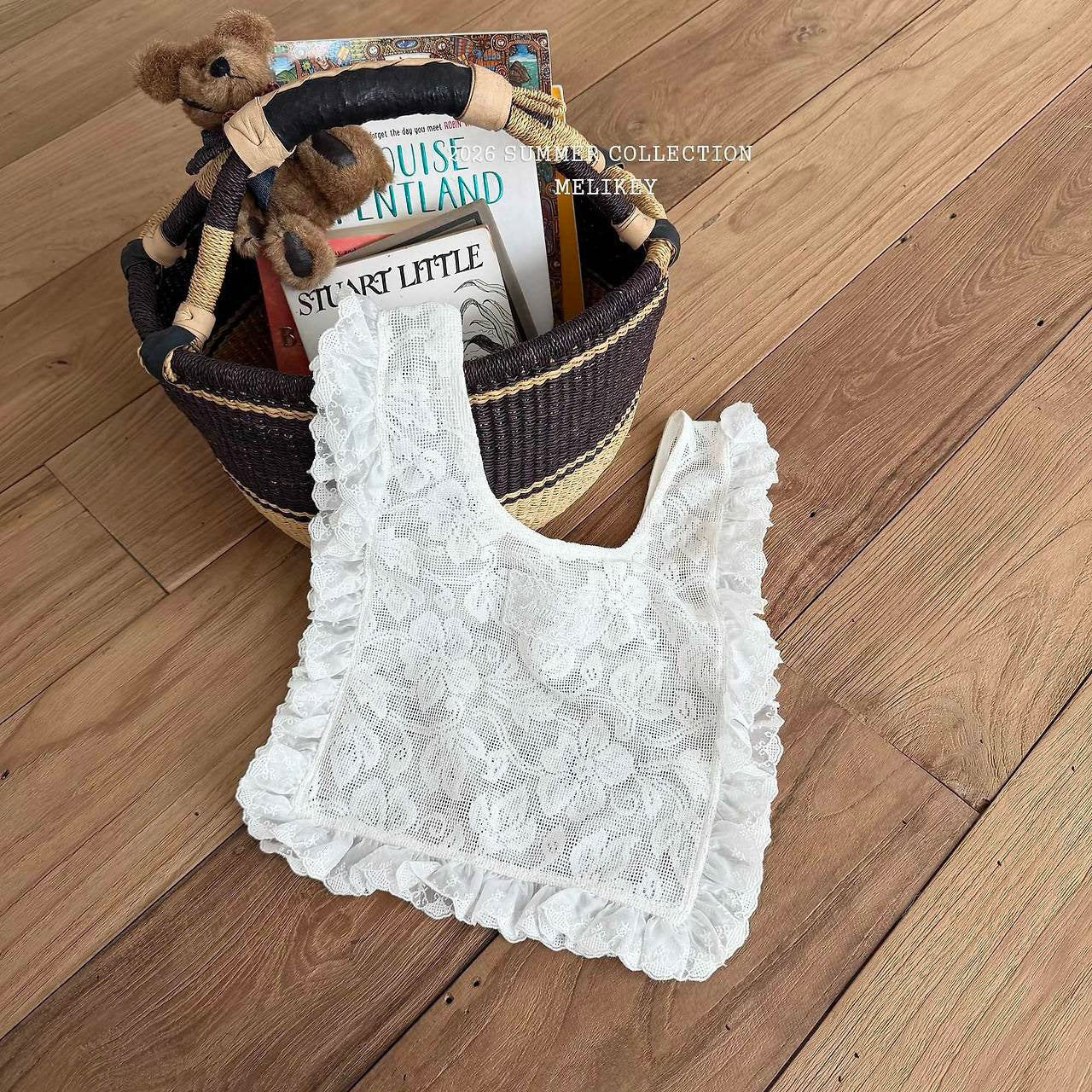 melikey lace frill bag