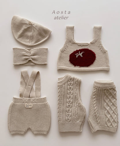 Aosta knit beret