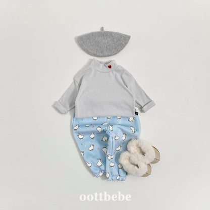 Oottbebe 微高領OT愛心刺繡上衣 (75-120cm)