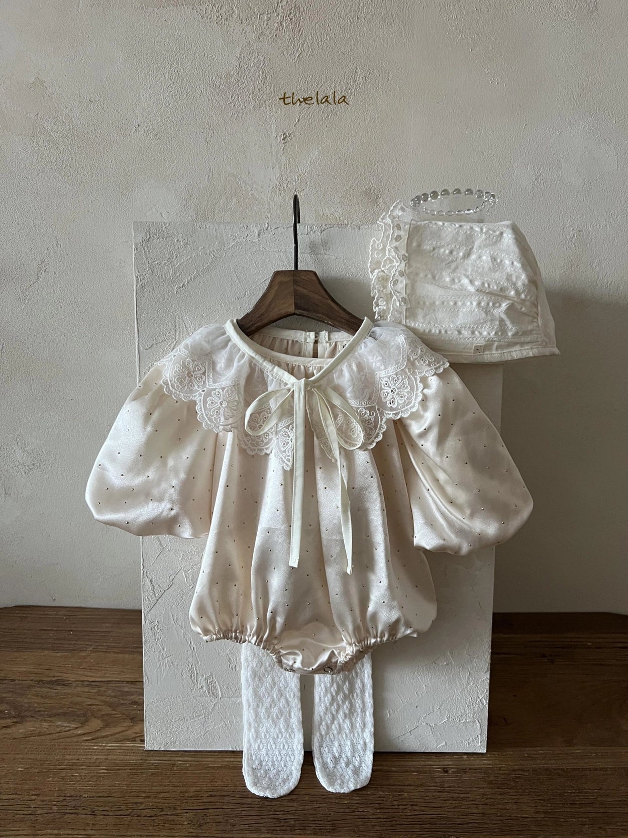 Lala Golden bell suit (3-18m)