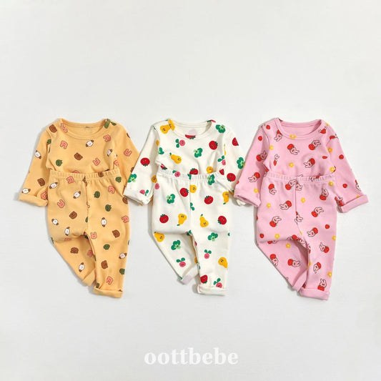 Oottbebe 兔兔水果狗狗居家服 (75-120cm)