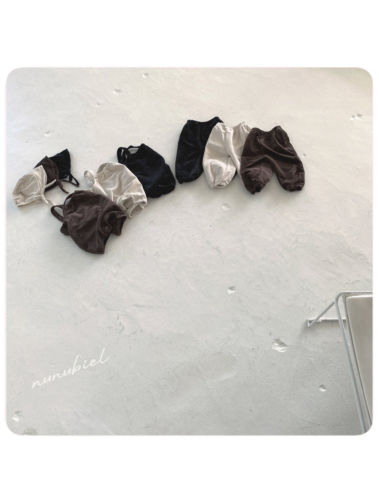 nunubiel clap romper & bonnet (3-18m)