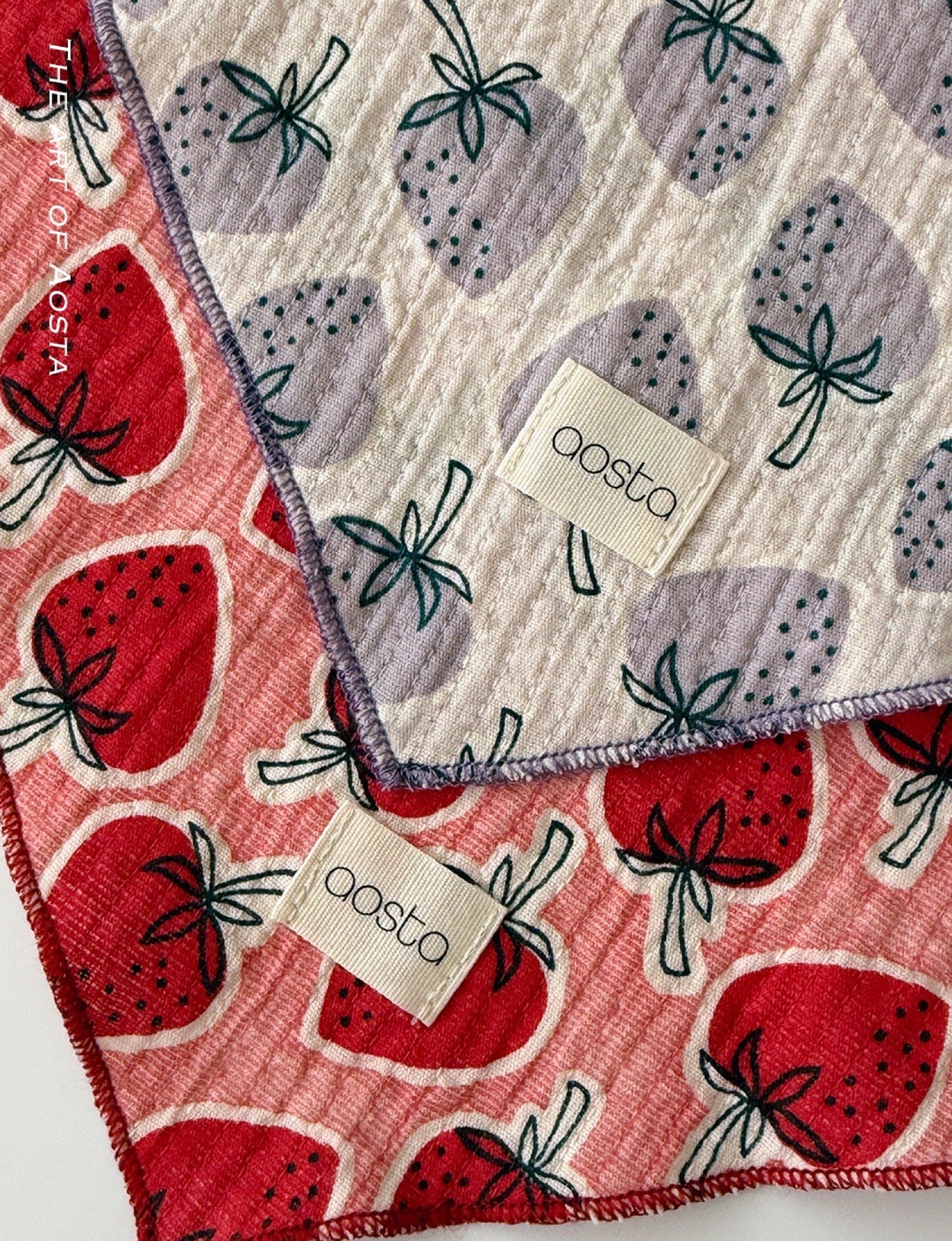 Aosta strawberry scarf