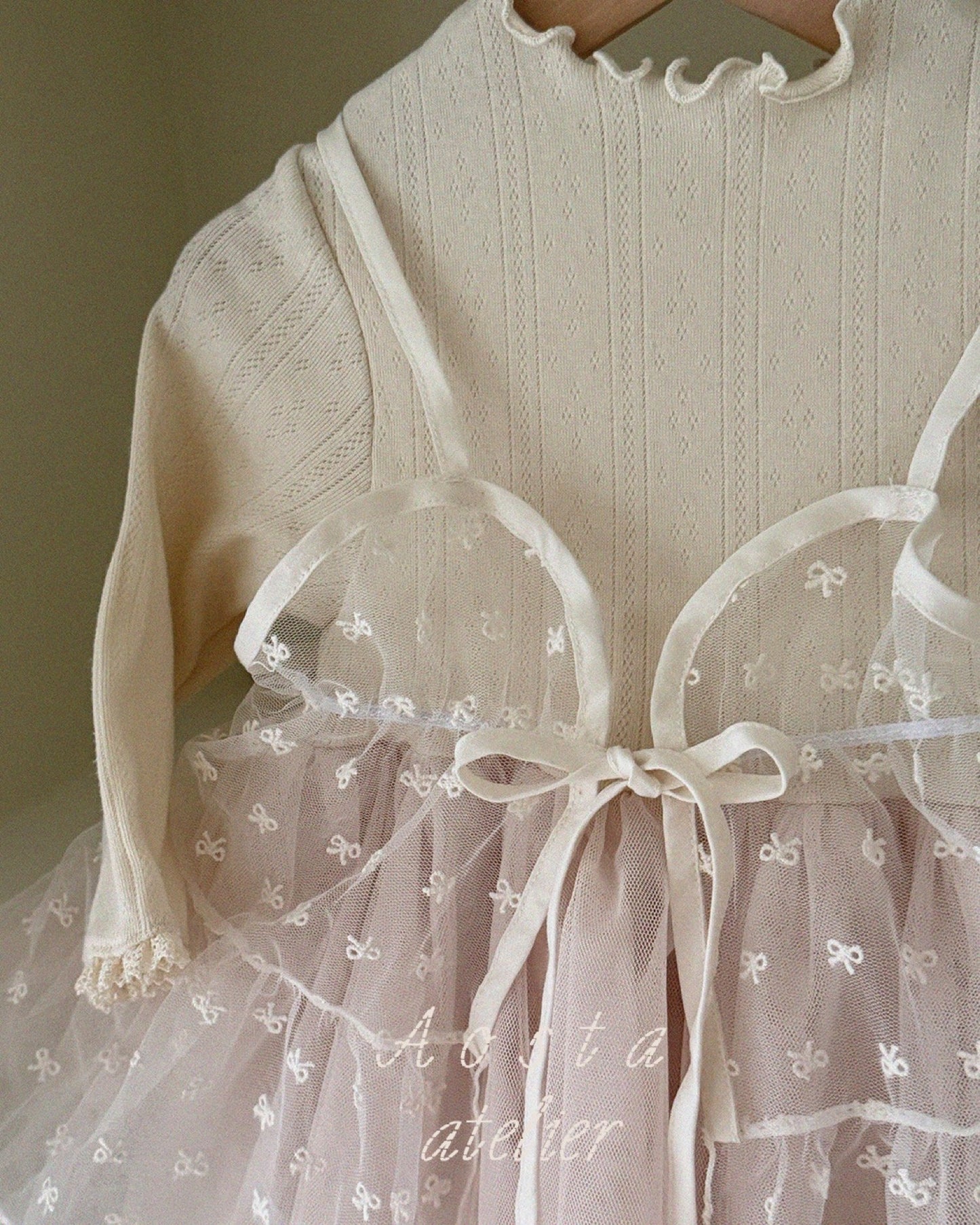 Aosta lace ribbon open dress