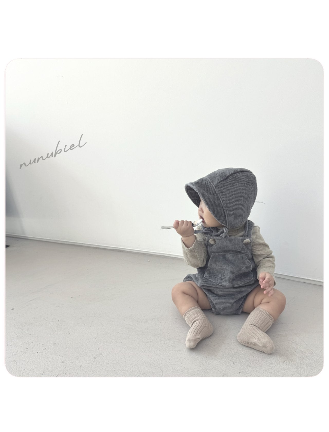 nunubiel corduroy romper&bonnet (3-18m)