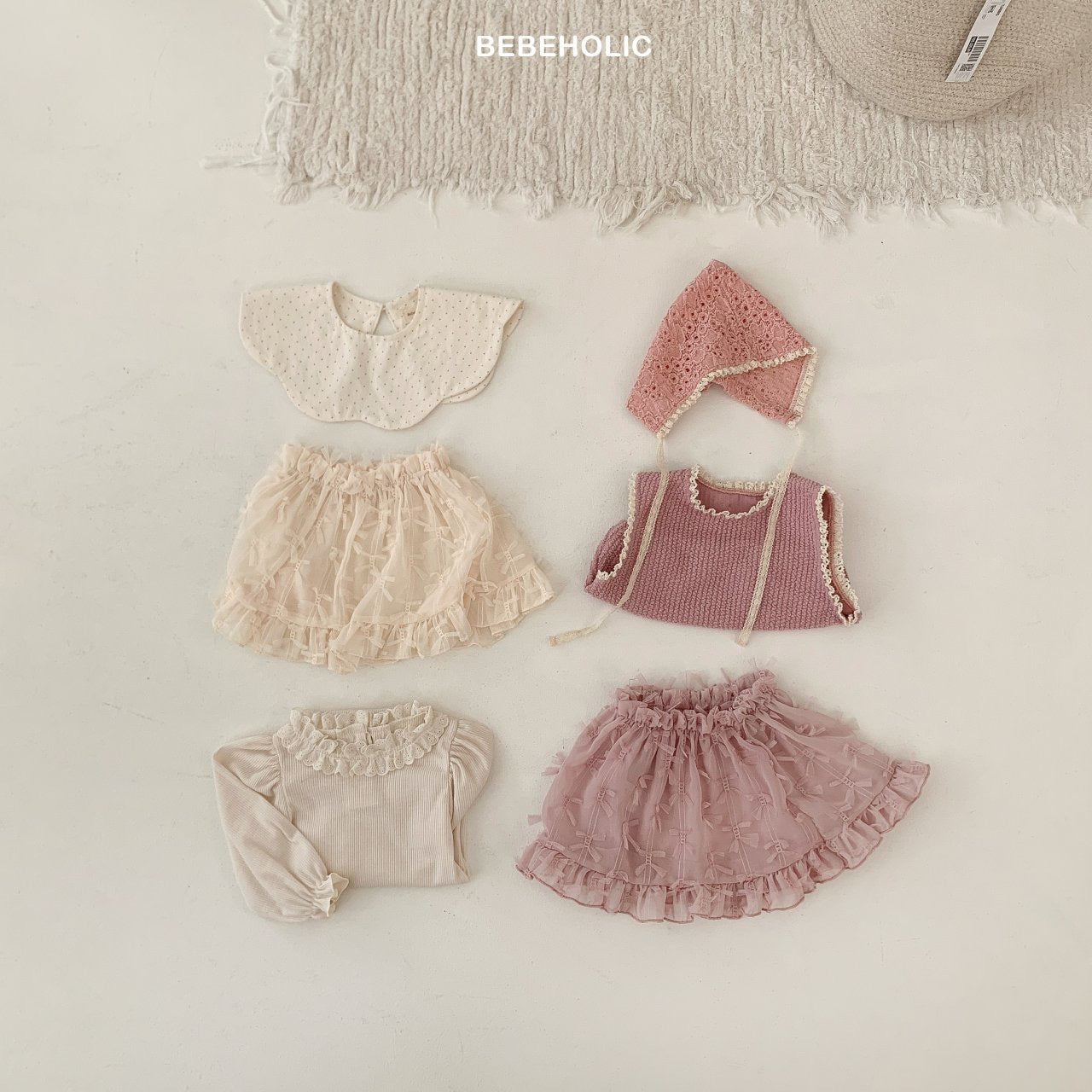 bebeholic roman ribbon skirt (Bebe)