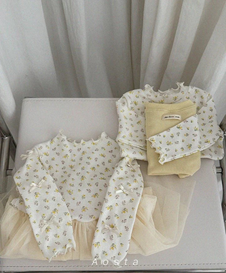 Aosta Camellia T  (70-110cm)