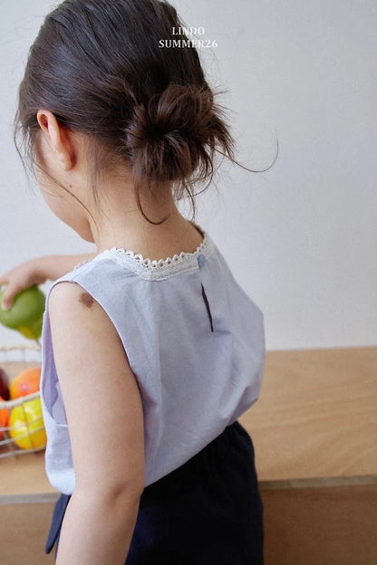 Lindo Strawberry Blouse  (85-125cm)