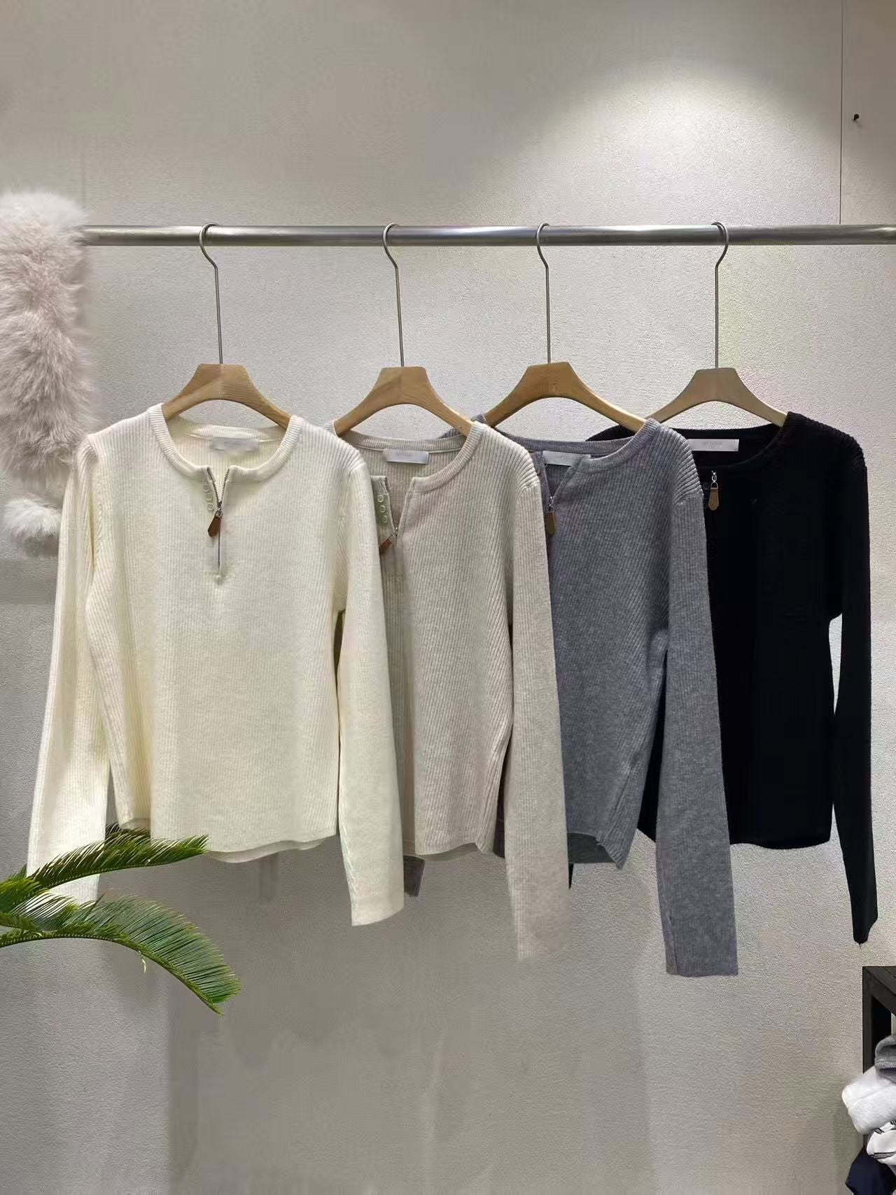 小皮扣拉鍊top *共4色