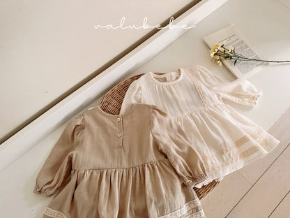 valubebe pintuck ops suit (6-18m)