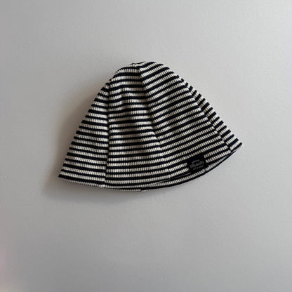 ELLYMOLLY all day golf beanie