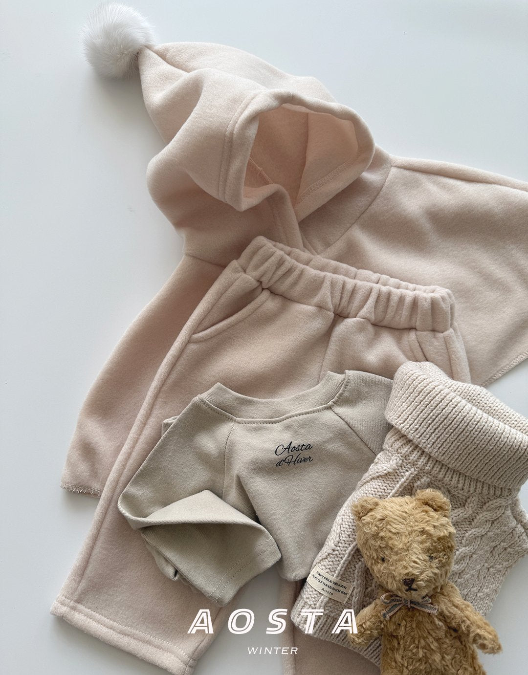 Aosta winter cone cape