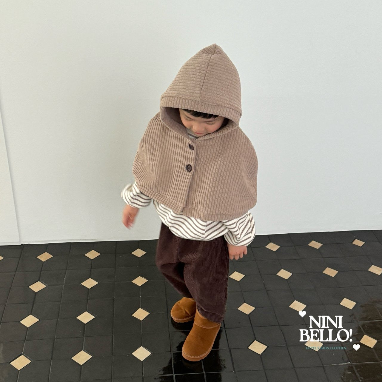 ninibello hooded button cape