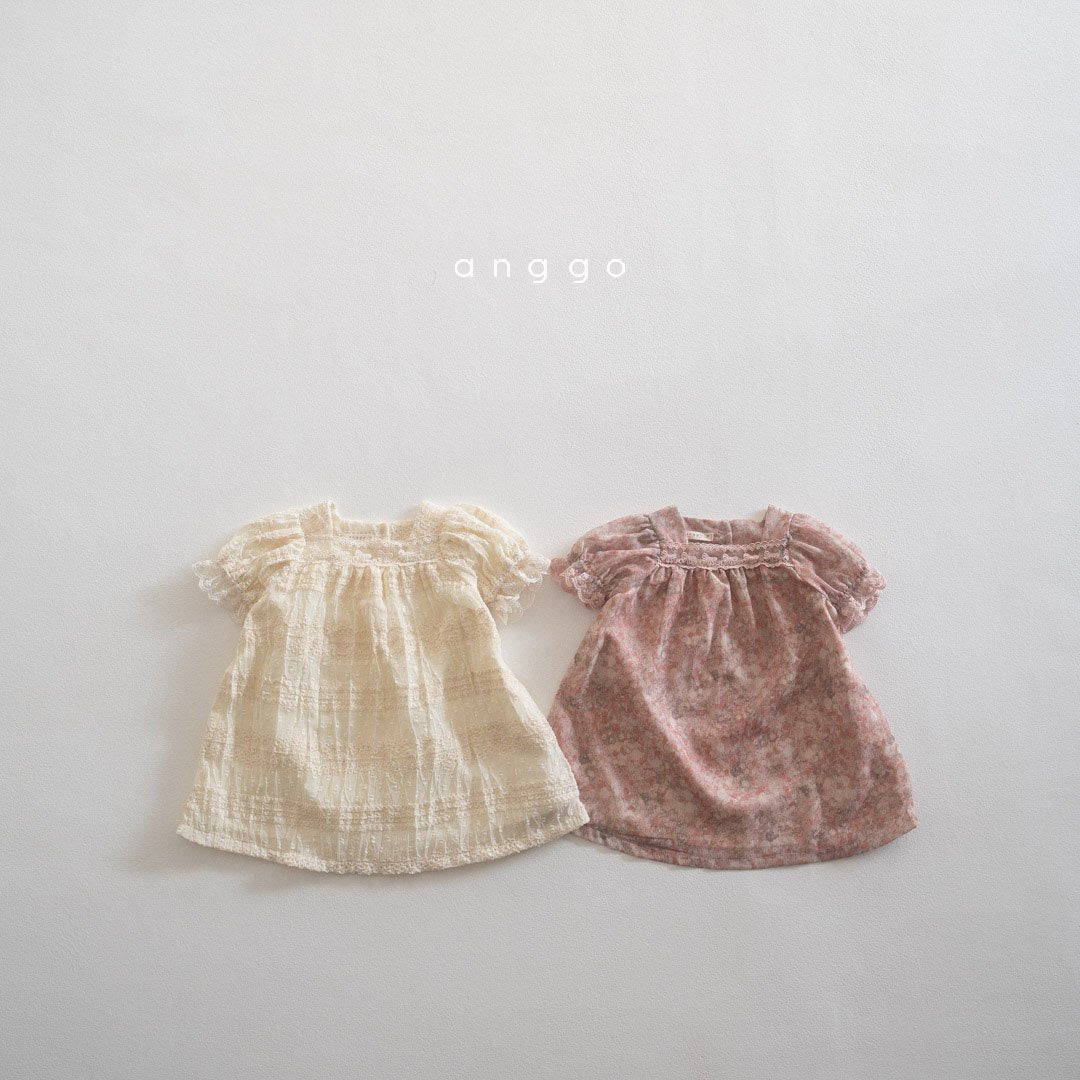 anggo strawberry cream dress (80-120cm)
