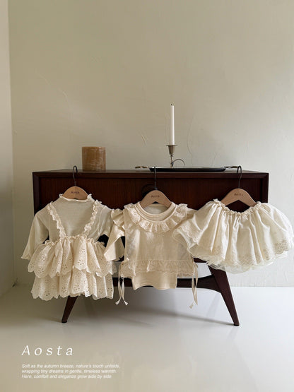 Aosta lace skirt