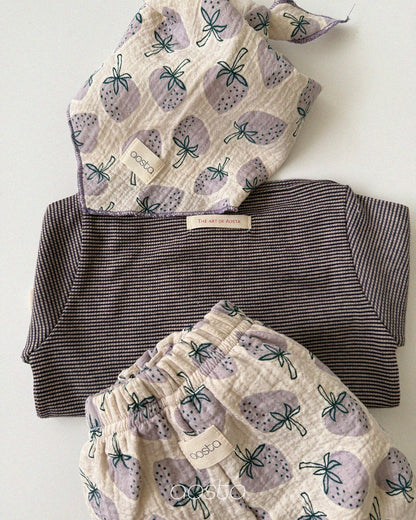 Aosta strawberry scarf