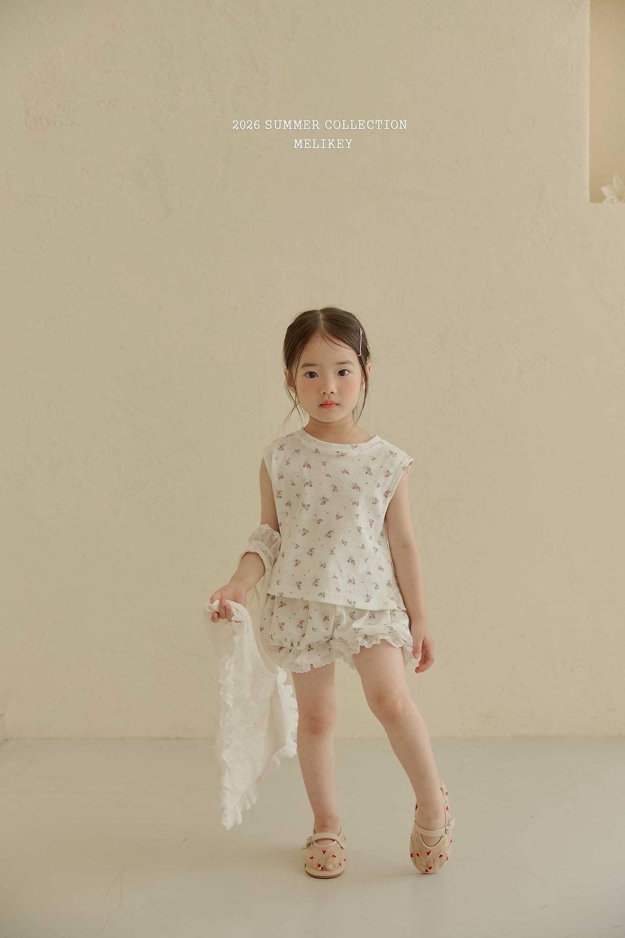 melikey lace frill bag