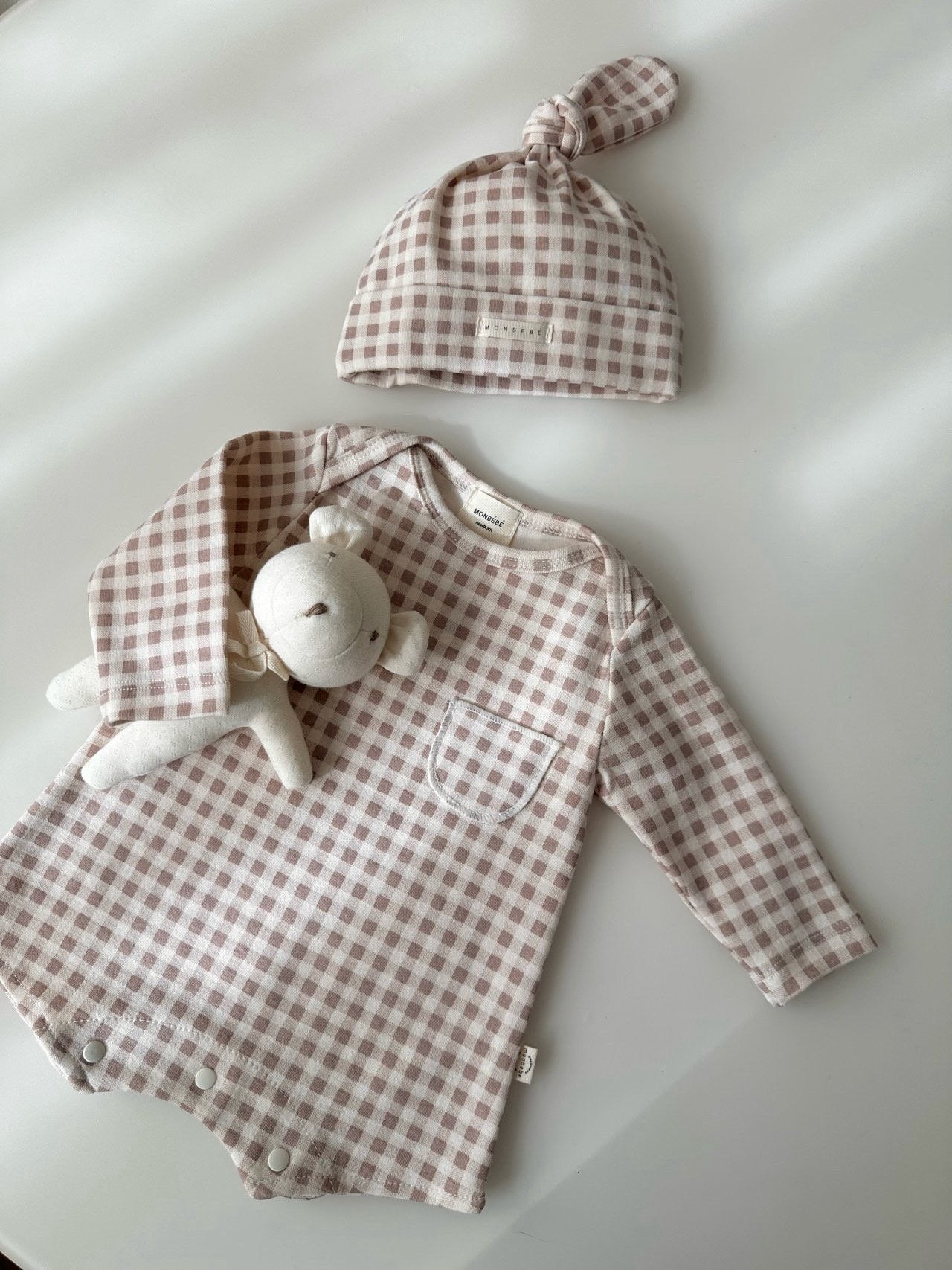 monbebe Check Check Boy Suit with Bonnet (nb0-12m)