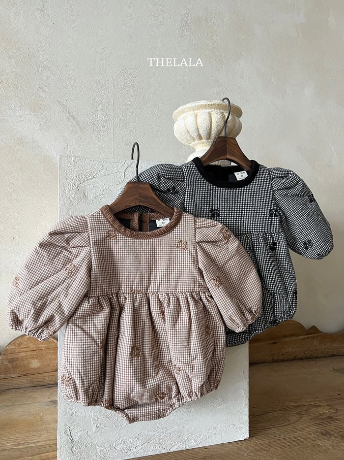 thelala pie embroidery suit (3-18m)