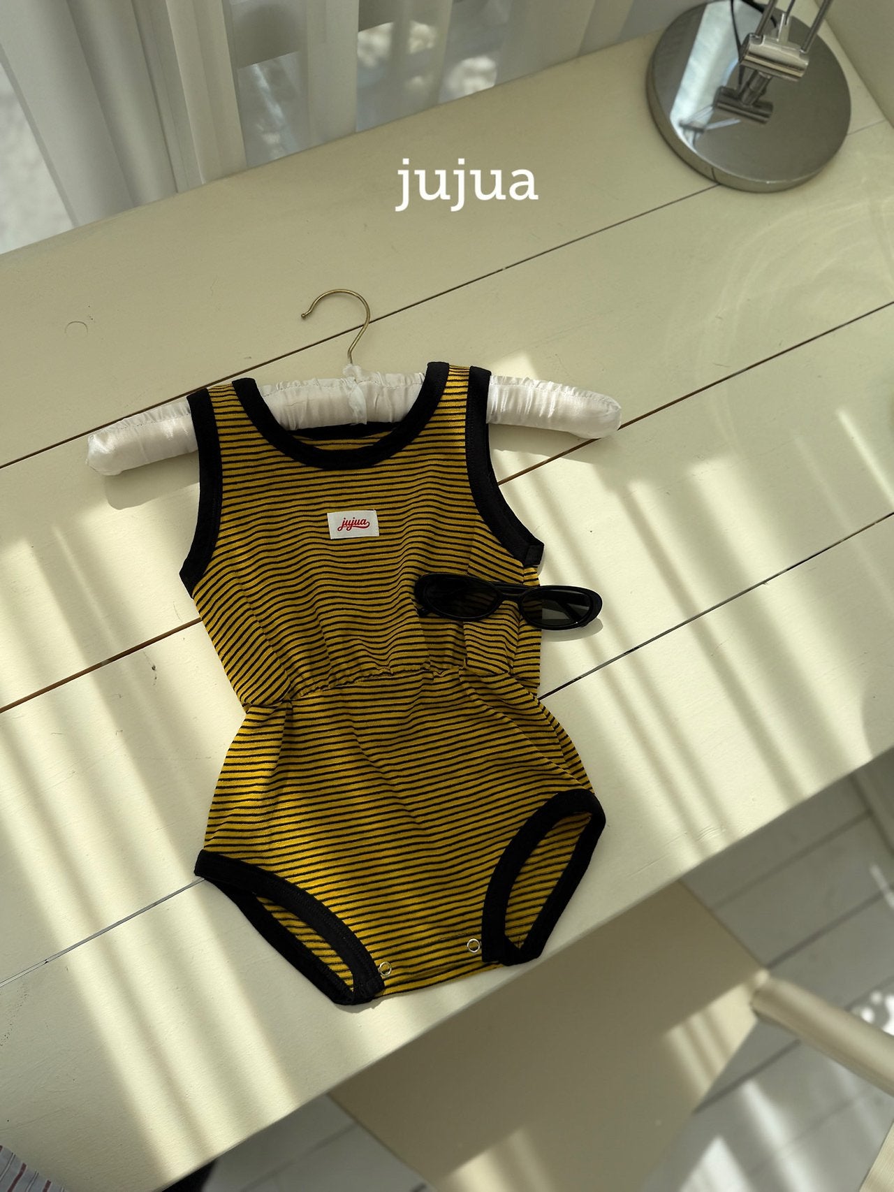 jujua striped suit (6-18m)