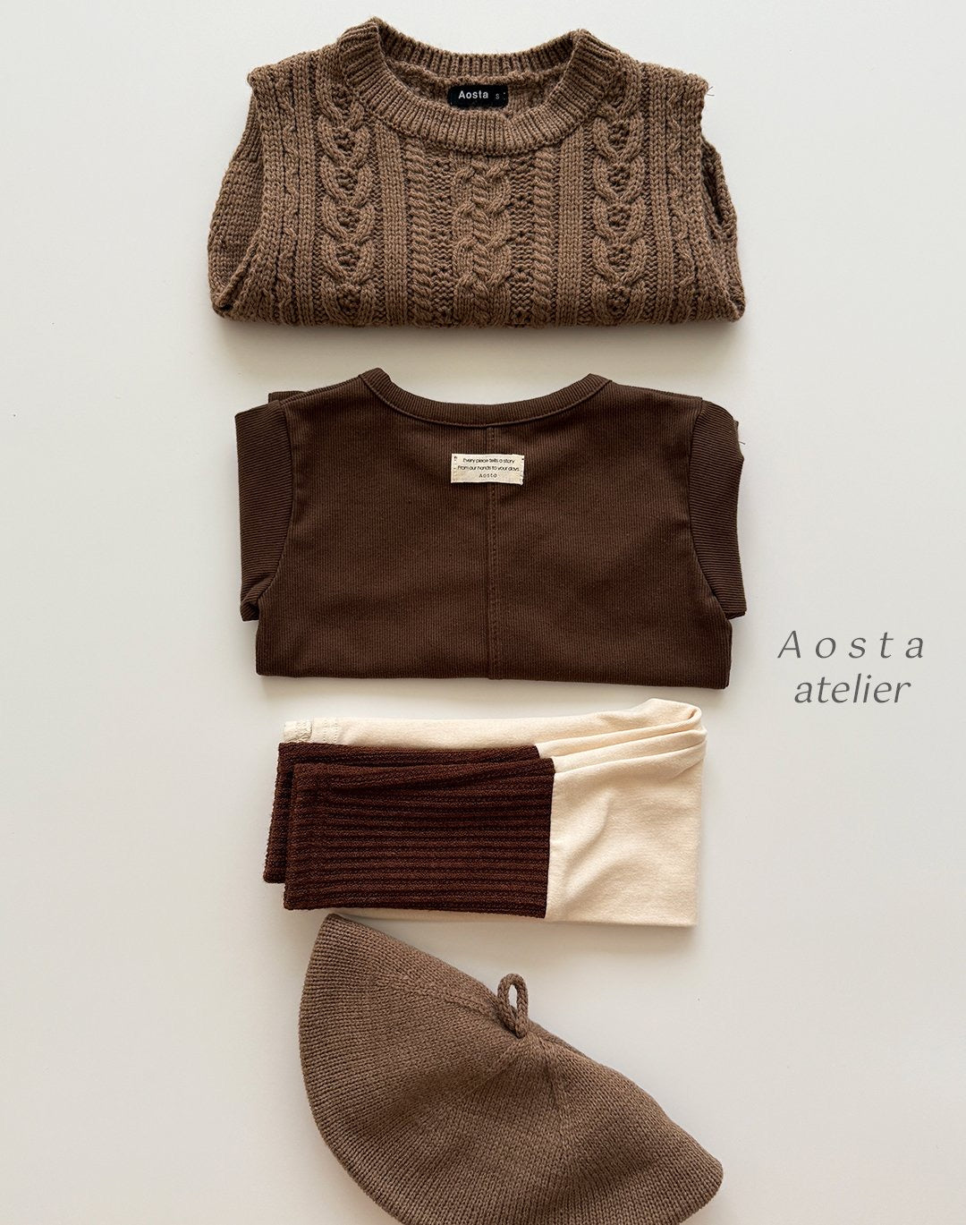 Aosta knit beret