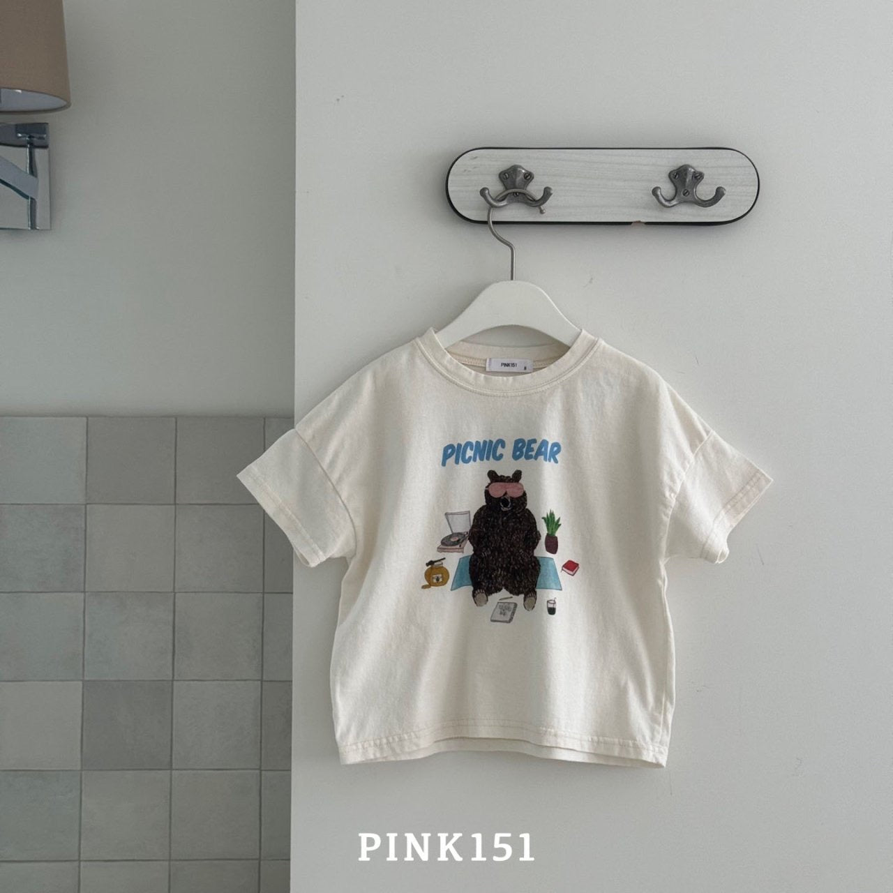 Pink151 Picnic bear short sleeve t-shirt (kids 90-125cm)