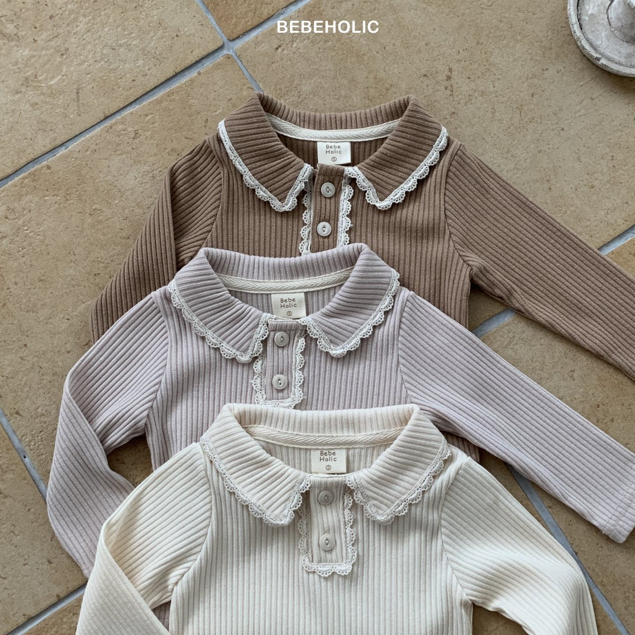 bebeholic pong pong collar tee (Bebe 3-18m)