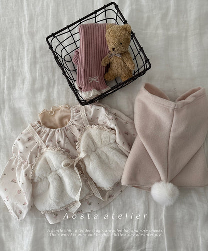 Aosta winter cone cape