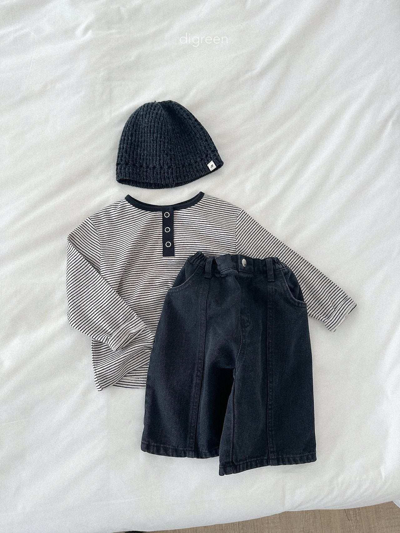 digreen eyelet beanie