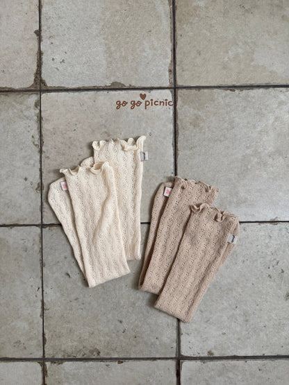 go go picnic anna knee socks