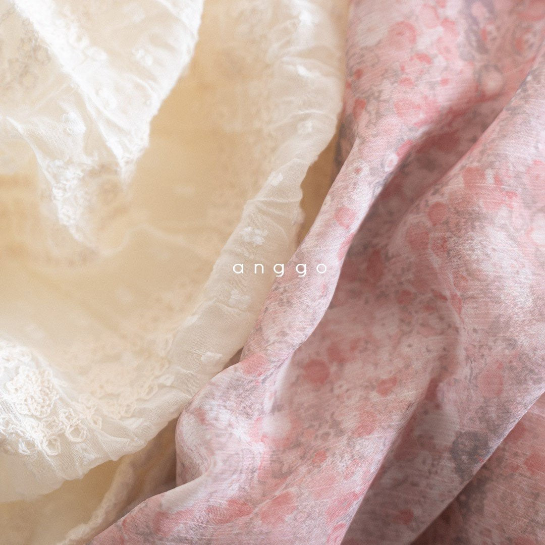 anggo strawberry cream dress (80-120cm)