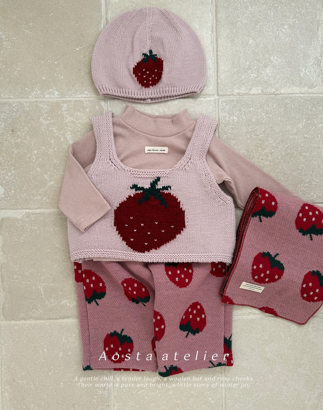 Aosta knit strawberry hat