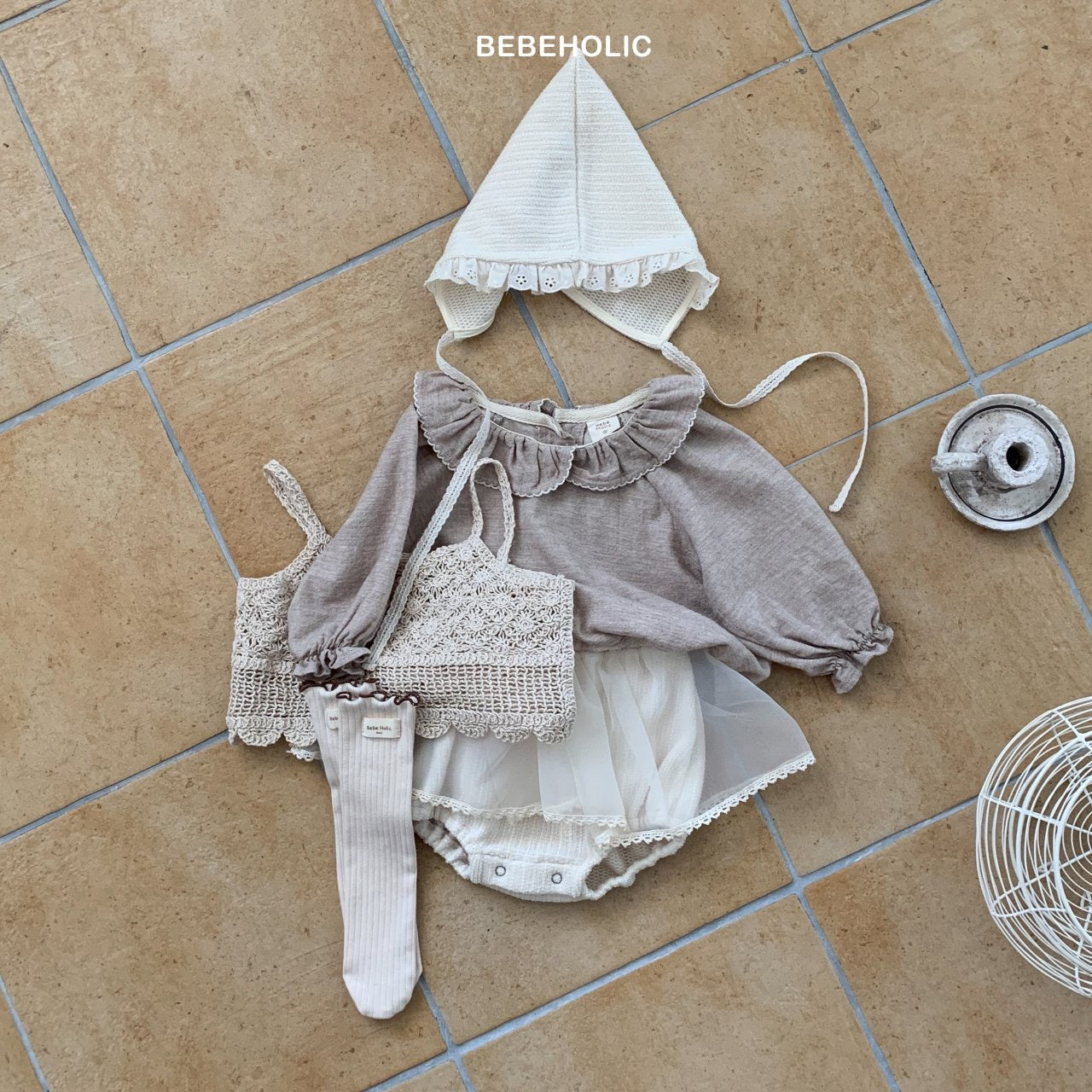 bebeholic double frill blouse (Bebe 3-18m)