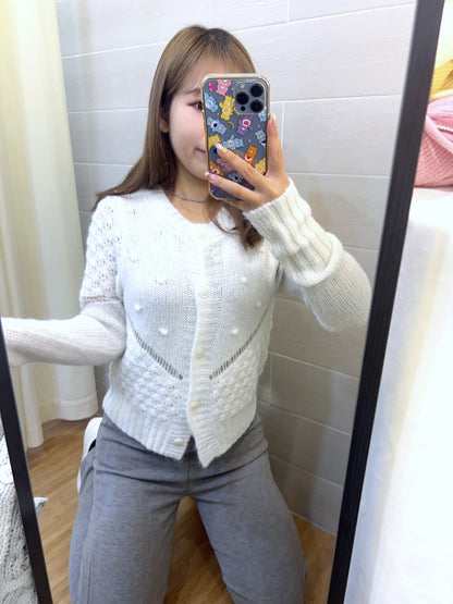 奶呼呼縷空花針織毛衣