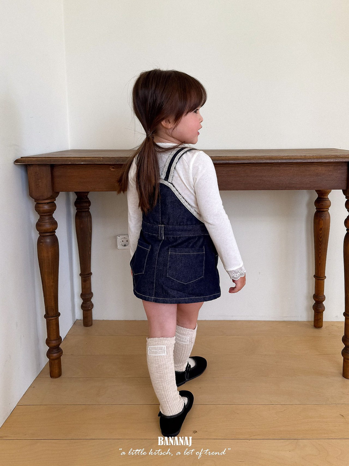 BANANAJ lace suspender ops (80-135cm)