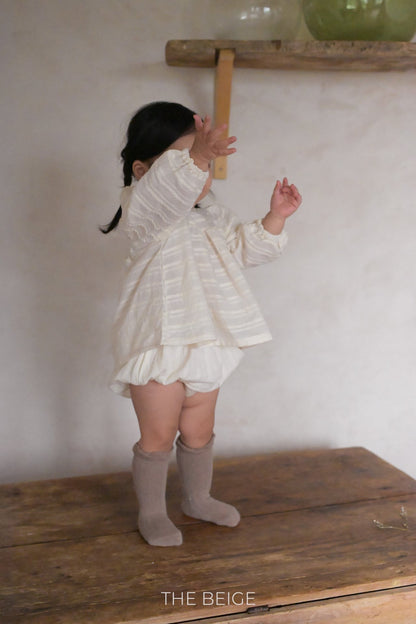 the beige basic bloomer (6-18m)