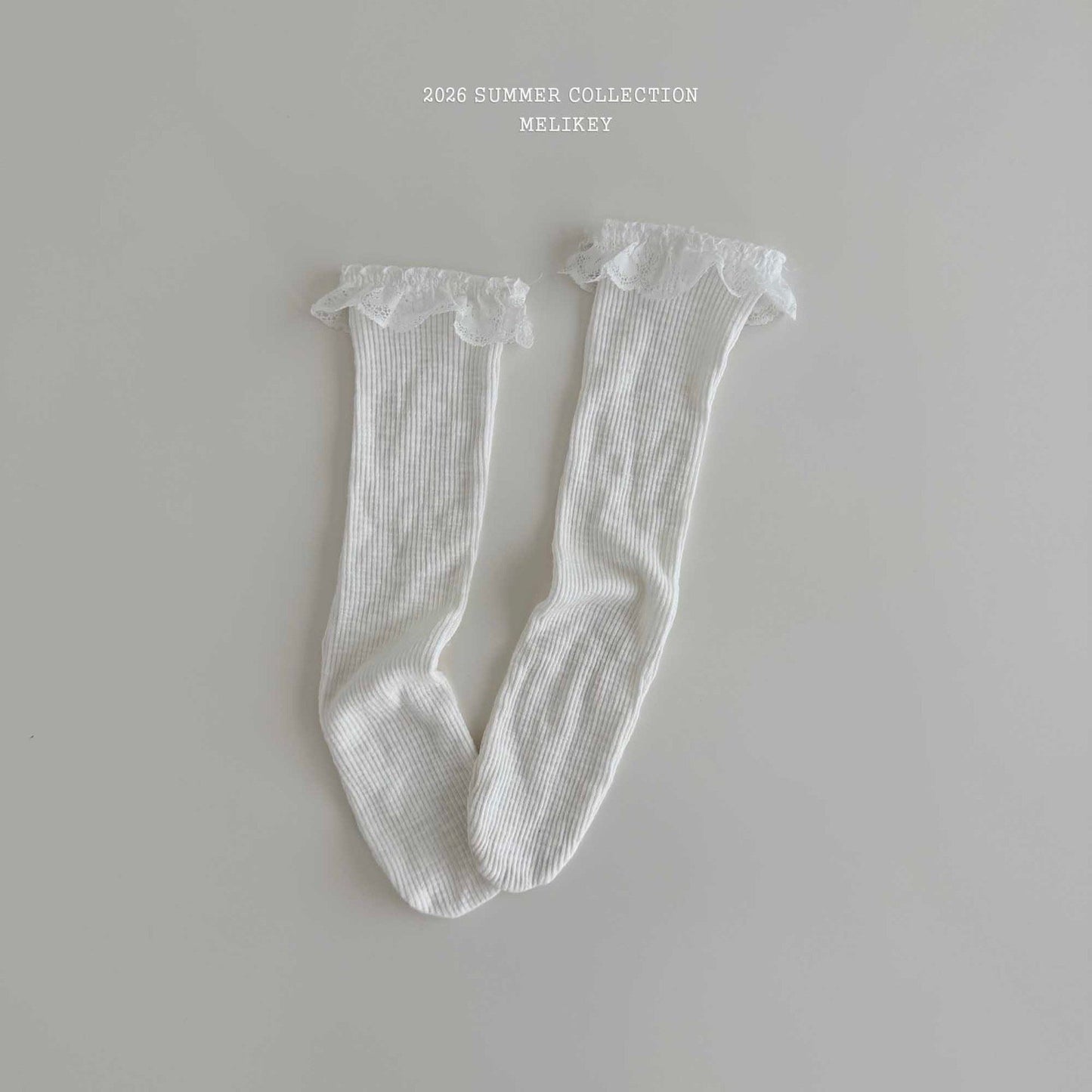 melikey ally frill socks