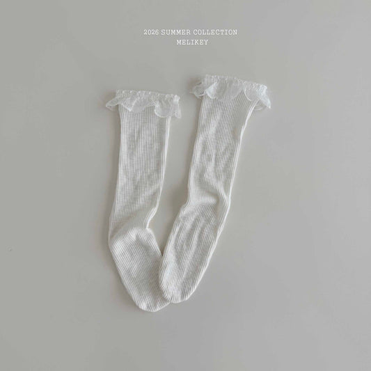 melikey ally frill socks