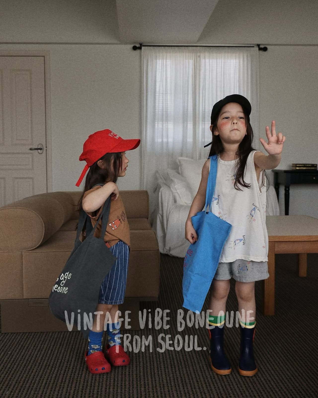 Boneoune vintage bone bag