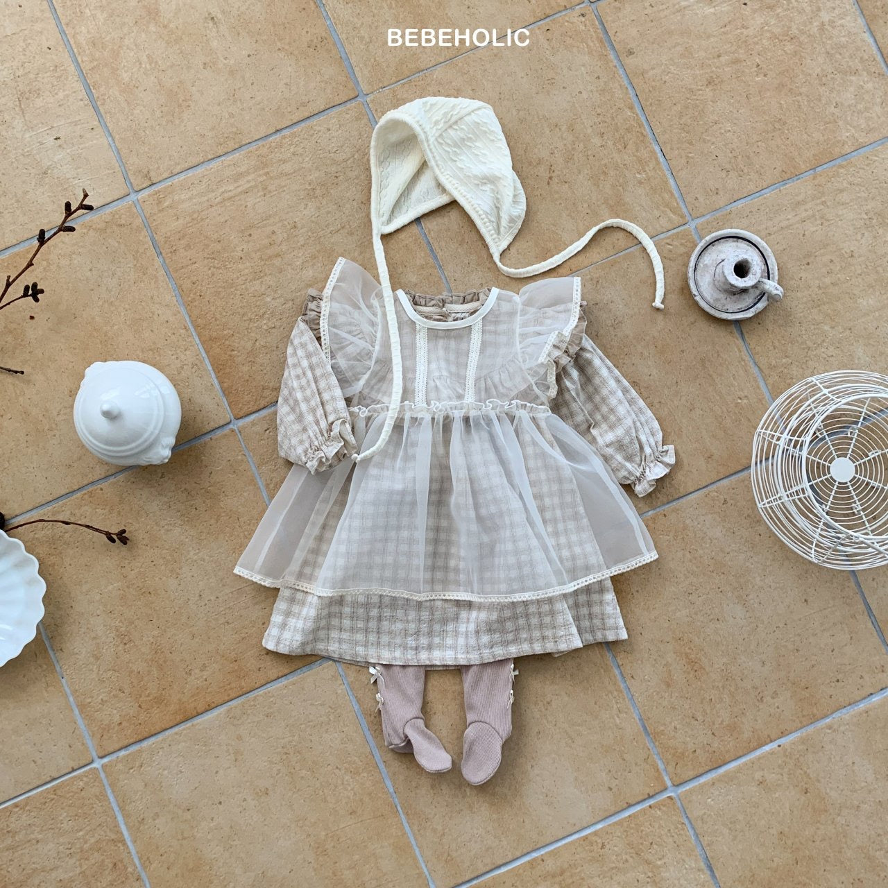 bebeholic air frill ops (Bebe free size )