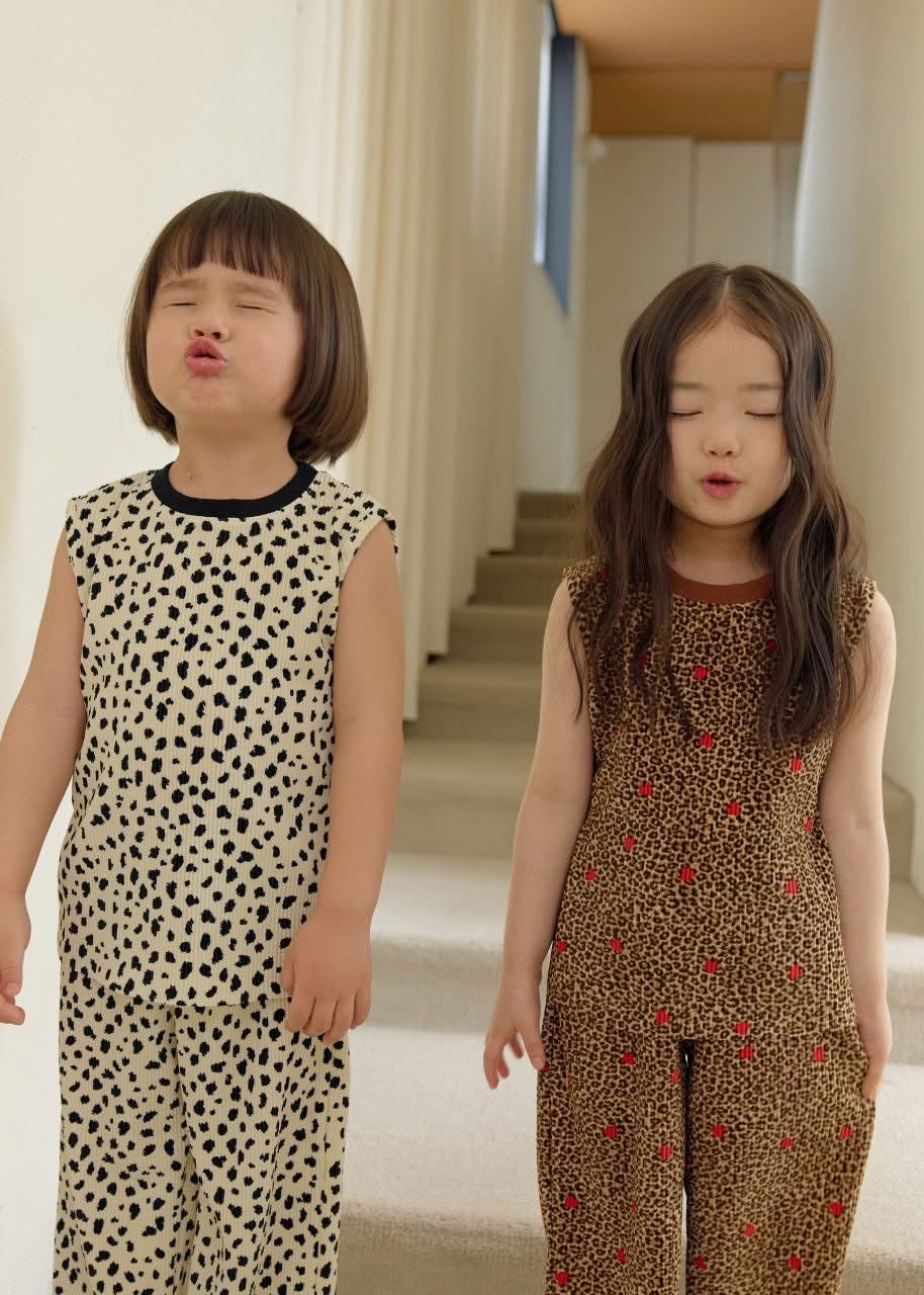 Dailybebe 每年夏季熱賣皺摺套裝 (75-140cm)