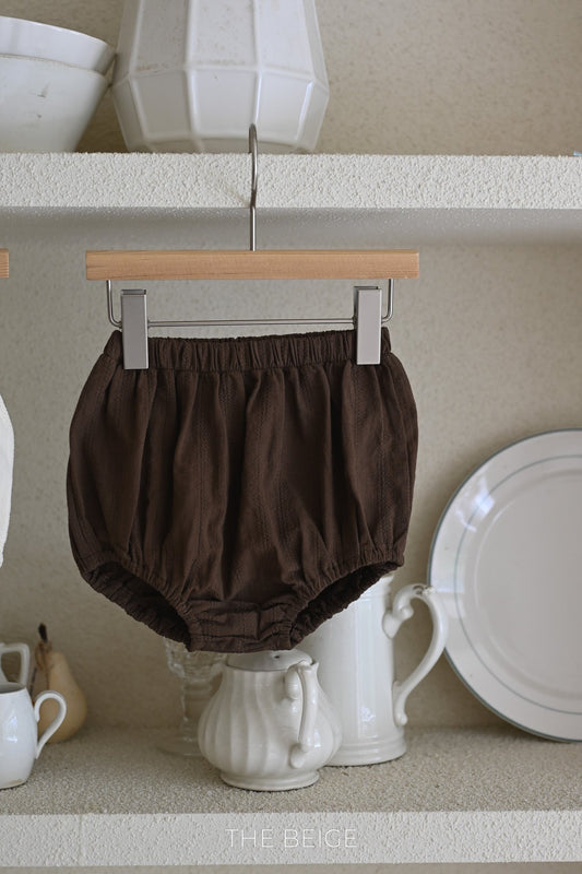 the beige basic bloomer (6-18m)