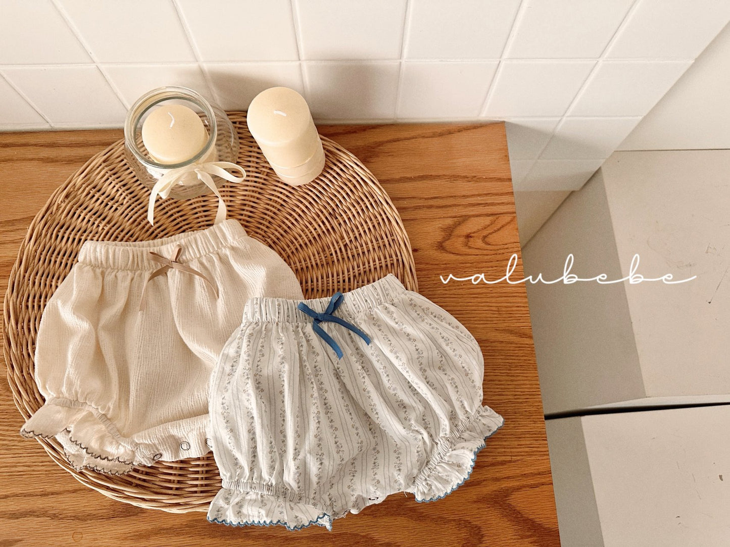 valubebe berry frill bloomers (6-18m)