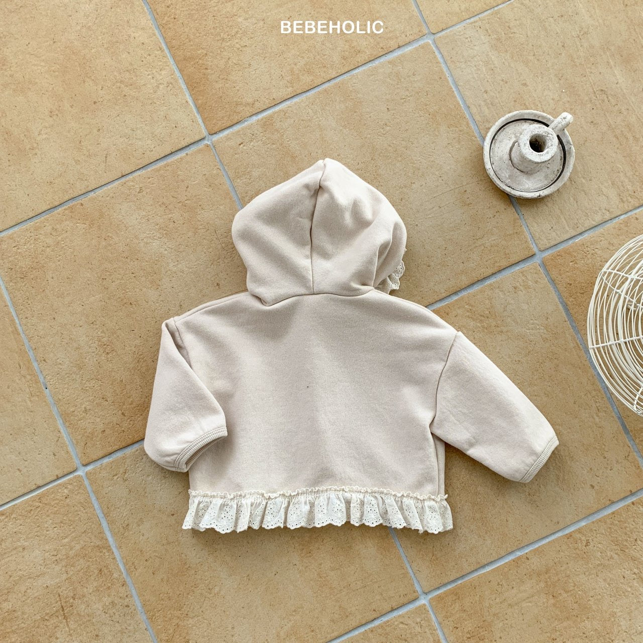 bebeholic cute hoodie zip-up (Bebe 3-18m)