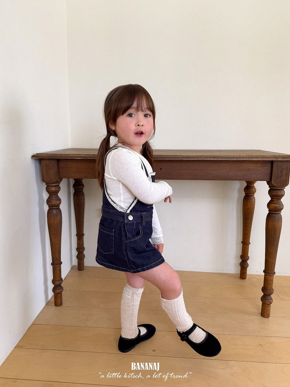 BANANAJ lace suspender ops (80-135cm)