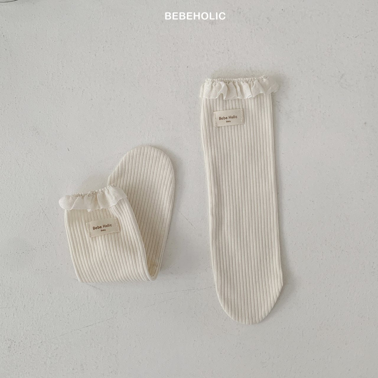 bebeholic frill socks (Bebe)