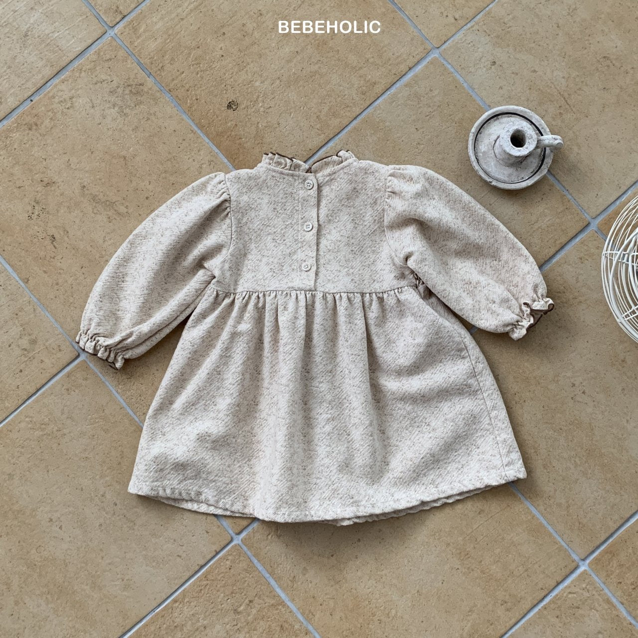 bebeholic smock frill ops (Bebe 6-18m)