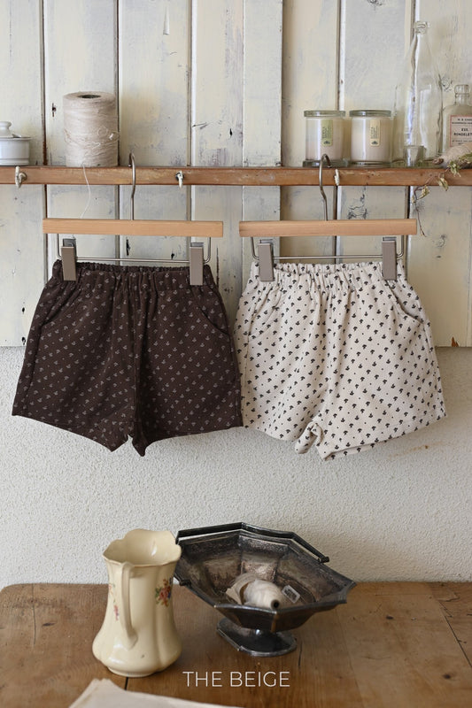 the beige print short pants (80-120cm)
