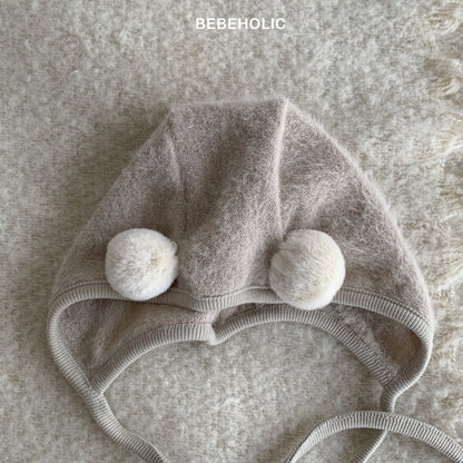 bebeholic pom pom hat