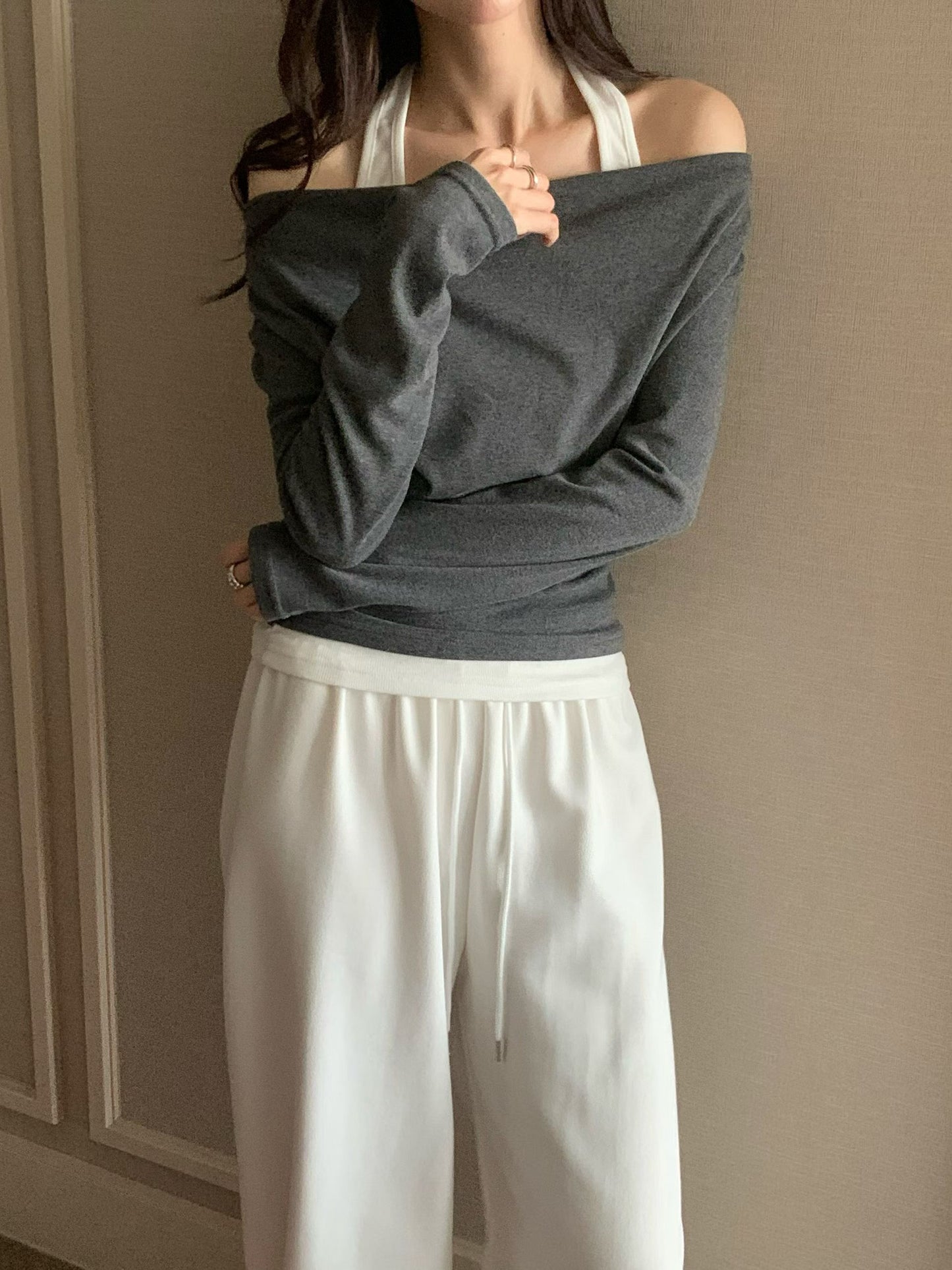 柔軟彈性假兩件掛頸top *共3色